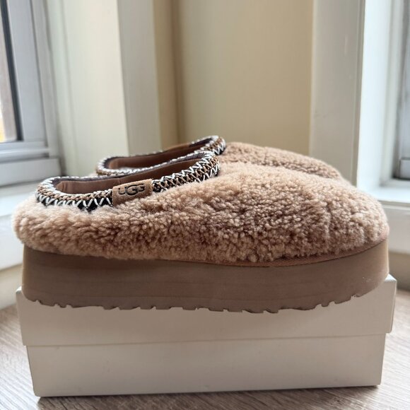 New UGG Tazz Maxi Curly Shearling Platform Slippers Chestnut Brown Womens 8 - Picture 12 of 16